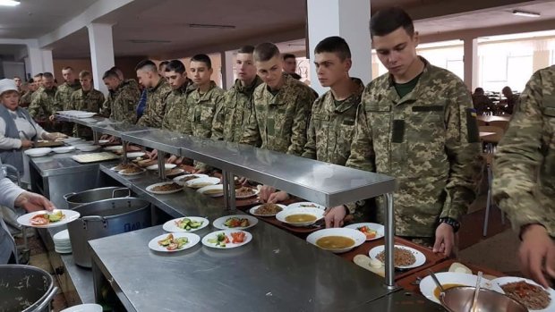 4 տասնյակ ուկրաինացի զինվորներ մահացել են պելմենի ուտելուց․արգելել են ընդունել ցանկացած մարդասիրական օգնություն չստուգված աղբյուրներից և անծանոթ կամավորներից